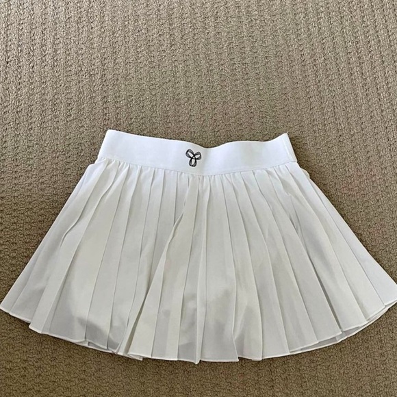 TNA tennis skirt size small - Picture 1 of 1